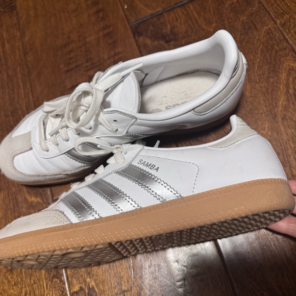 Adidas Samba White and Silver Shoes - Picture 2 of 3